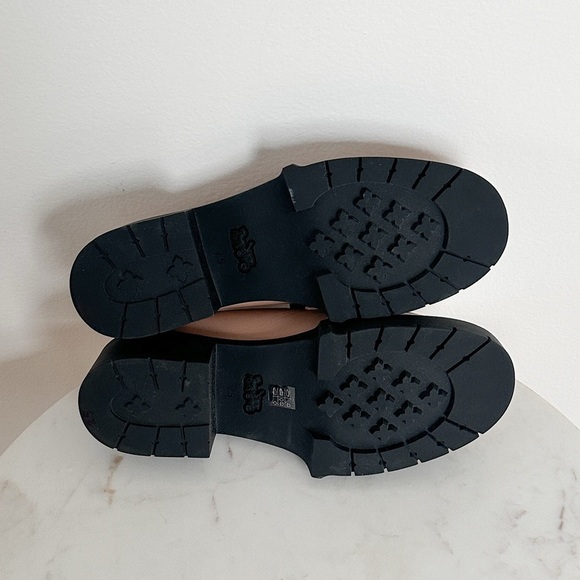 NEW Coach Leah Quilted Loafers Buff Size 7.5 - Picture 10 of 10